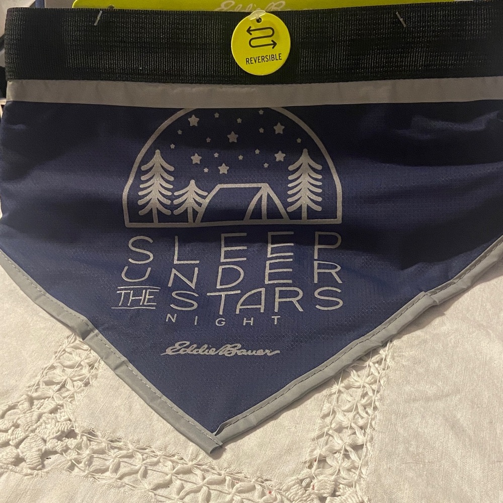 L/XL Eddie Bauer Navy Dog Bandana sleep under the Stars night tent reversible